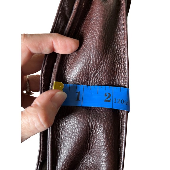 Chocolate Brown Leather Crossbody Bag Quiet Luxury Artisan Made in India - Picture 10 of 16